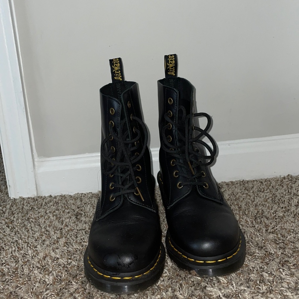 Clemency Dr. Martens